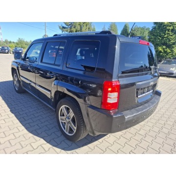 Jeep Patriot  Terenowy 2009,  2.4 - Na sprzedaż za 20 800 zł - Malutkie - zdjęcie 6