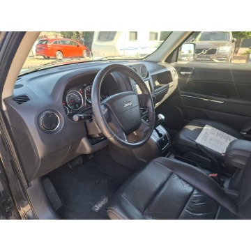 Jeep Patriot  Terenowy 2009,  2.4 - Na sprzedaż za 20 800 zł - Malutkie - zdjęcie 7