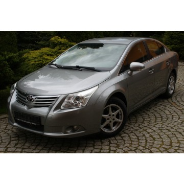 Toyota Avensis  Sedan/Limuzyna 2011,  2.0 benzyna - Na sprzedaż za 32 700 zł - Lubań - zdjęcie 5