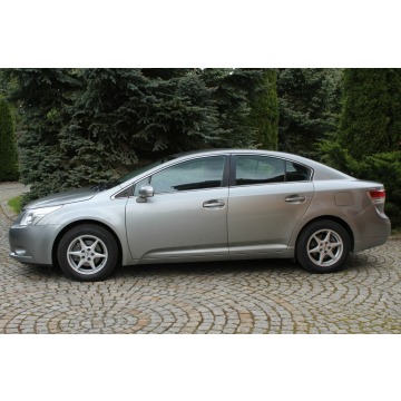 Toyota Avensis  Sedan/Limuzyna 2011,  2.0 benzyna - Na sprzedaż za 32 700 zł - Lubań - zdjęcie 6