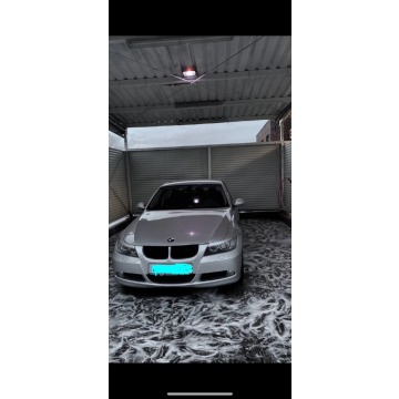 BMW E90 330i 3.0l benzyna 258koni