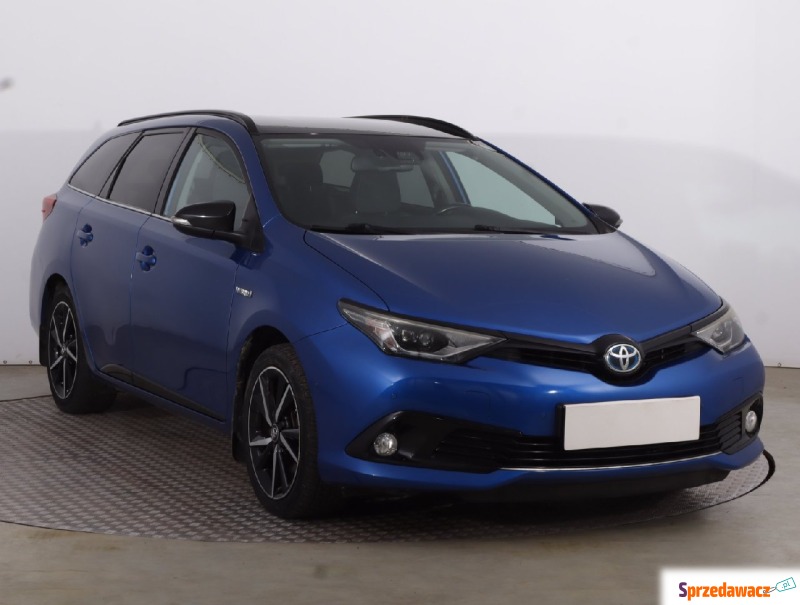 Toyota Auris  Kombi 2018,  1.8 benzyna, automat - Na sprzedaż za 52 999 zł - Bytom