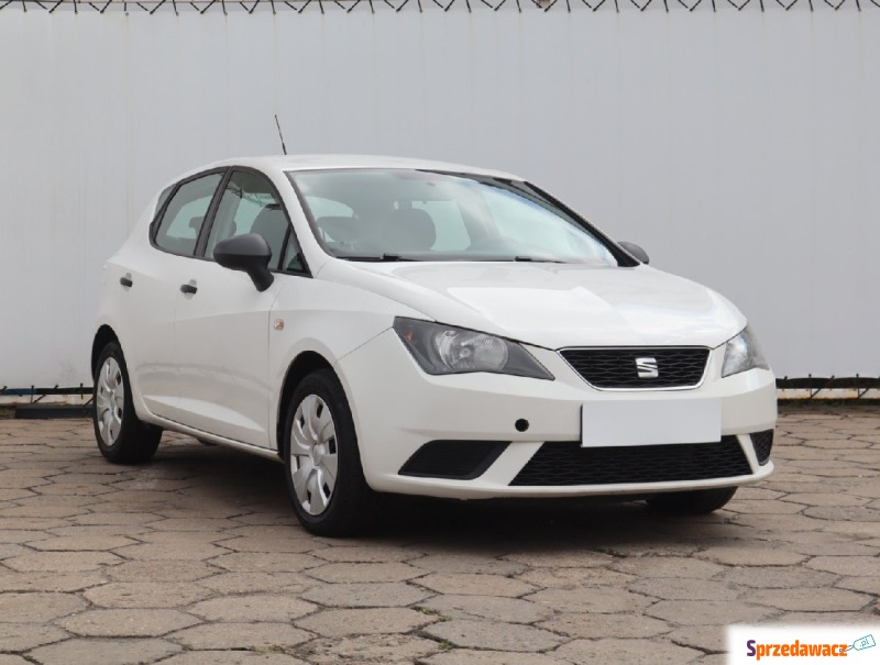 Seat Ibiza  Hatchback 2015,  1.2 benzyna - Na sprzedaż za 18 999 zł - Łódź