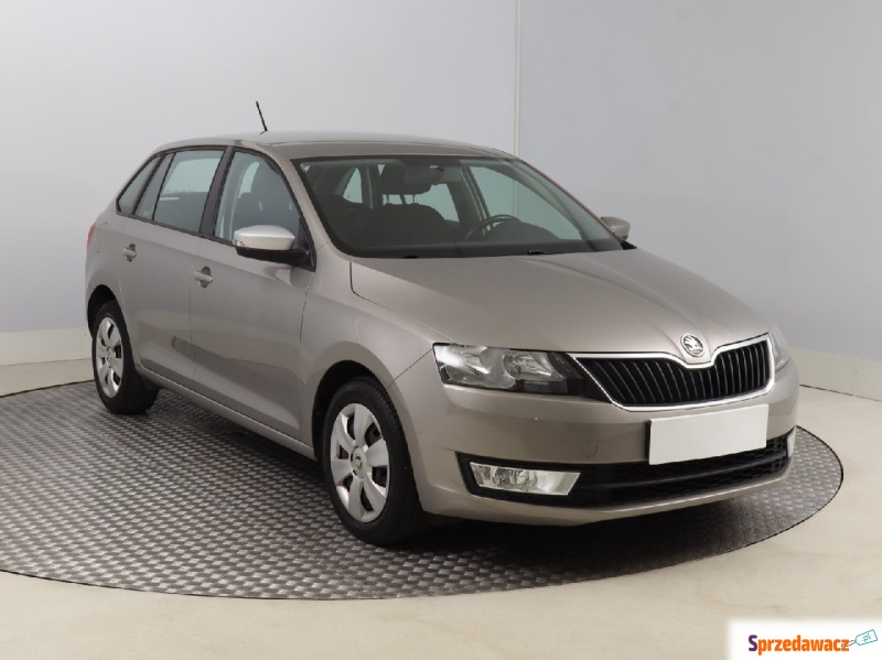 Skoda Rapid  Hatchback 2015,  1.2 benzyna - Na sprzedaż za 23 999 zł - Bielany Wrocławskie