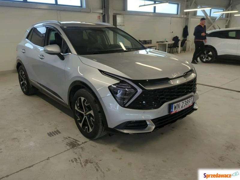 Kia Sportage  SUV 2023,  1.6 hybryda, automat - Na sprzedaż za 117 900 zł - Pęcice