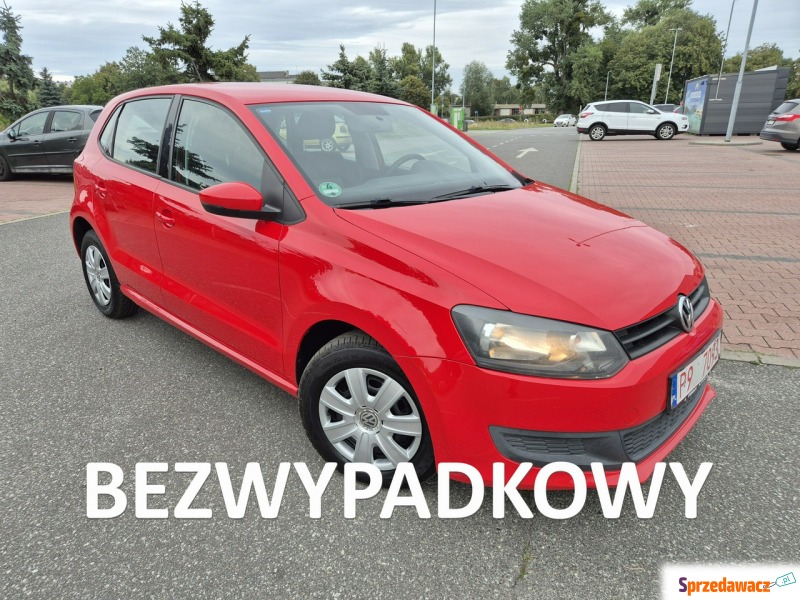 Volkswagen Polo  Hatchback 2011,  1.2 benzyna - Na sprzedaż za 13 400 zł - Zielona Łąka