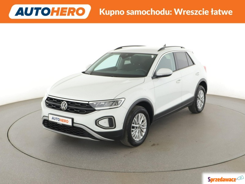 Volkswagen T-Roc  SUV 2022,  1.0 benzyna - Na sprzedaż za 75 900 zł - Warszawa