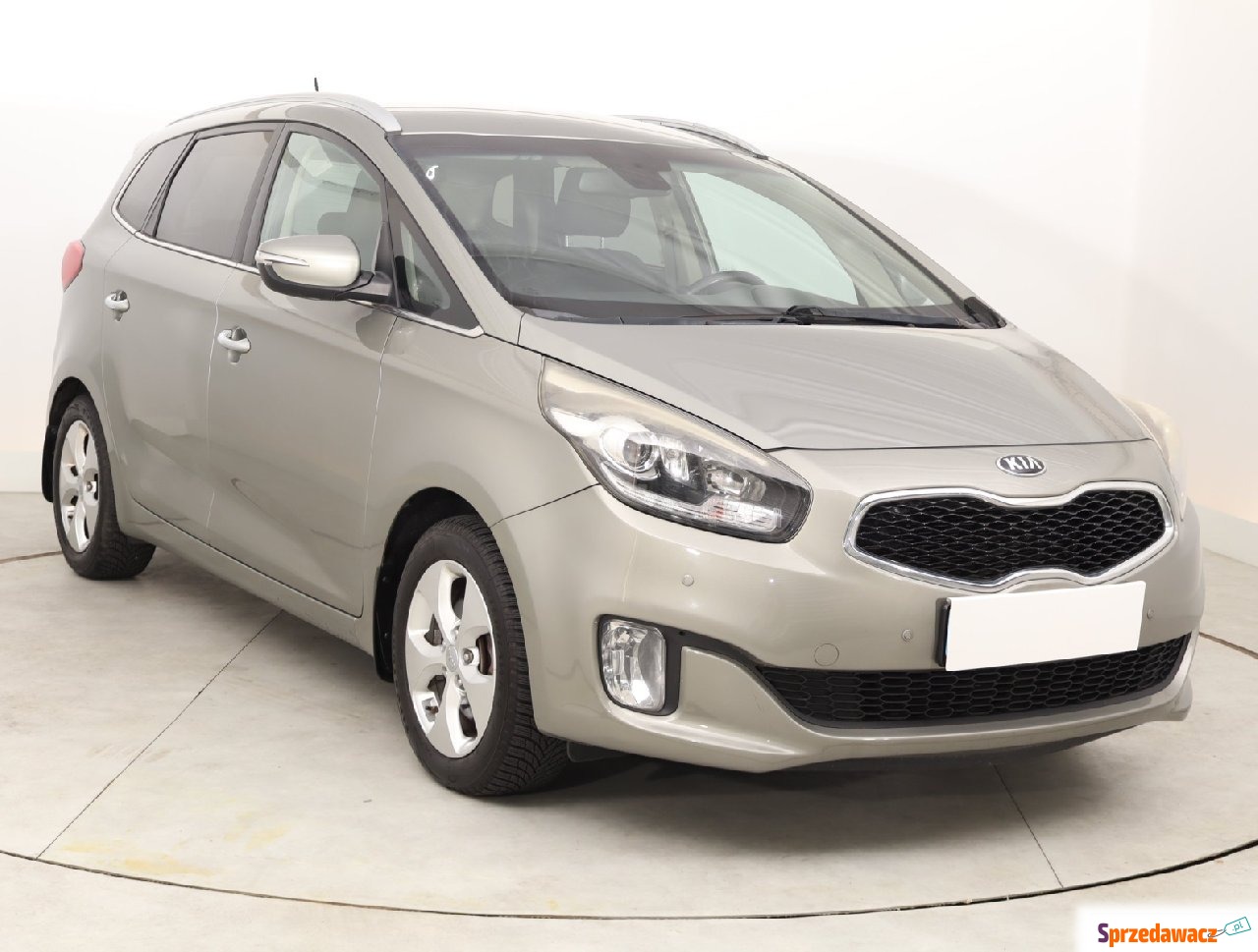 Kia Carens 2015