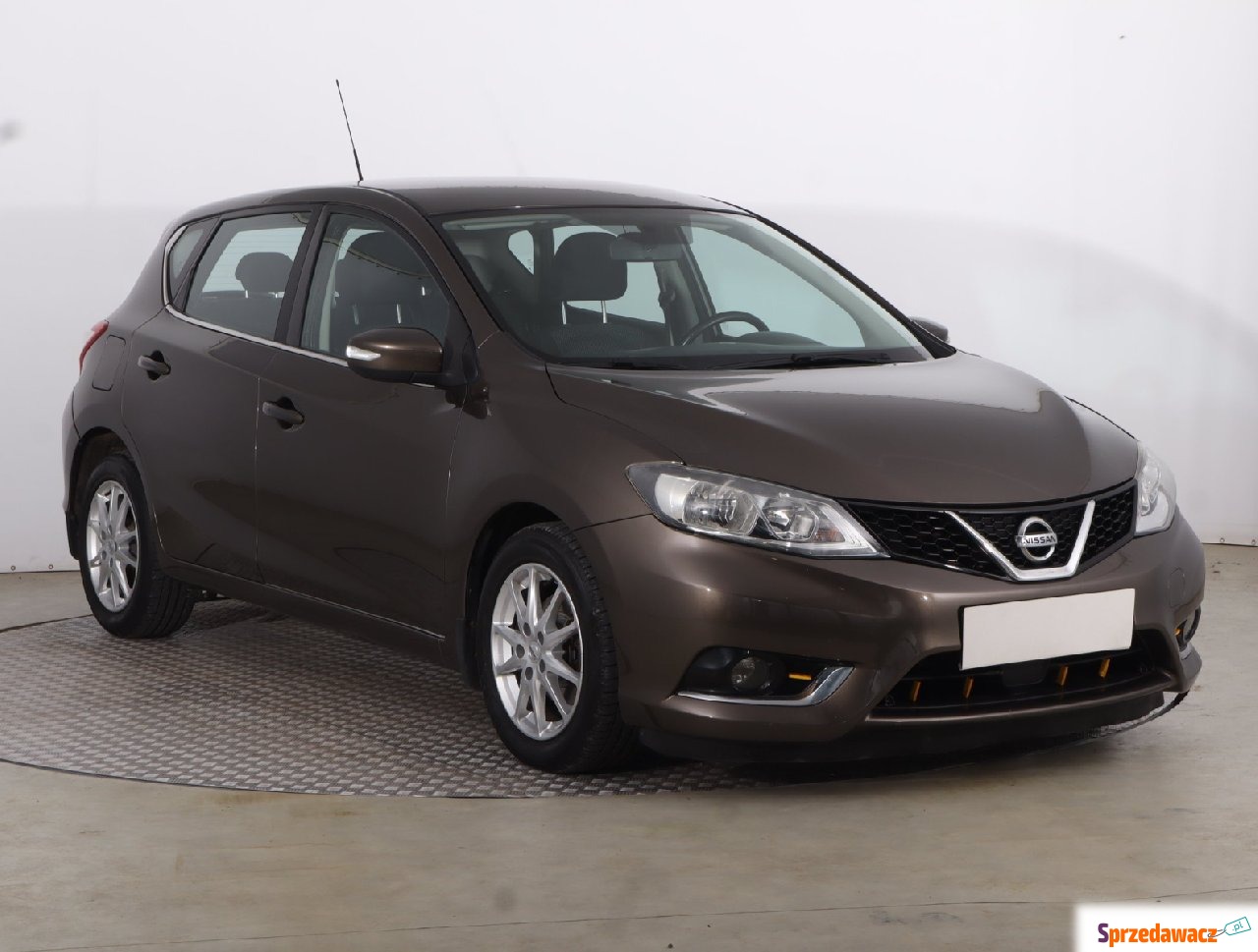 Nissan Pulsar 2015