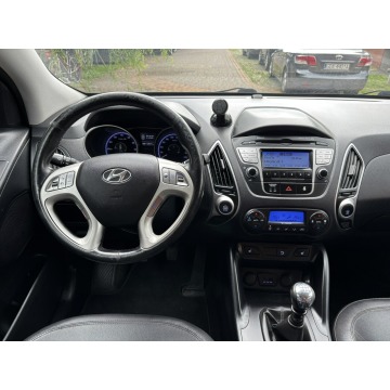 Hyundai ix35  SUV 2013,  1.6 benzyna - Na sprzedaż za 43 890 zł - Ostrołęka - zdjęcie 12