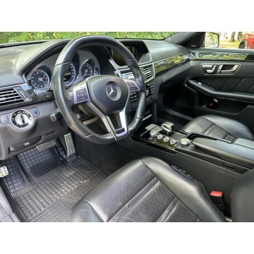 Mercedes - Benz E-klasa  Sedan/Limuzyna 2011,  5.5 benzyna, automat - Na sprzedaż za 99 000 zł - Warszawa - zdjęcie 6