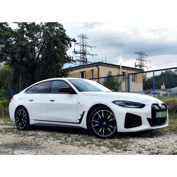 BMW   Sedan/Limuzyna 2023 elektryczny, automat - Na sprzedaż za 229 998 zł - Warszawa - zdjęcie 6