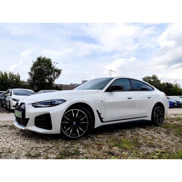 BMW   Sedan/Limuzyna 2023 elektryczny, automat - Na sprzedaż za 229 998 zł - Warszawa - zdjęcie 2