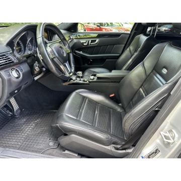 Mercedes - Benz E-klasa  Sedan/Limuzyna 2011,  5.5 benzyna, automat - Na sprzedaż za 99 000 zł - Warszawa - zdjęcie 5