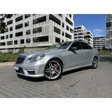Mercedes E CLASS 2011 prod. 63 AMG! Bezwypadkowy! Serwisowany w ASO! Minimalny przebieg!