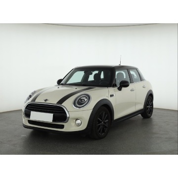 Mini   Hatchback 2019,  1.5 benzyna, automat - Na sprzedaż za 63 999 zł - Katowice - zdjęcie 3