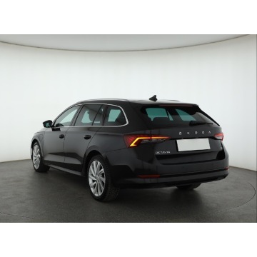 Skoda Octavia  Kombi 2023,  1.4 benzyna, automat - Na sprzedaż za 79 999 zł - Piaseczno - zdjęcie 5