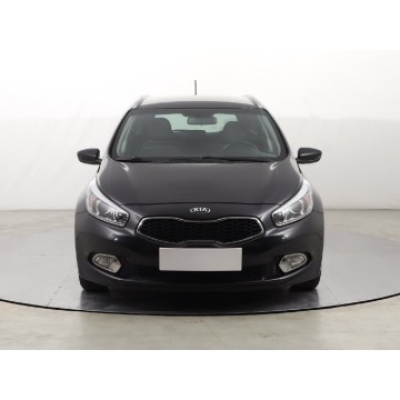 Kia Ceed  Kombi 2014,  1.6 benzyna - Na sprzedaż za 36 999 zł - Katowice - zdjęcie 2