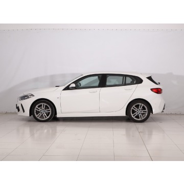 BMW Seria 1  Hatchback 2023,  1.5 benzyna, automat - Na sprzedaż za 96 999 zł - Grudziądz - zdjęcie 4