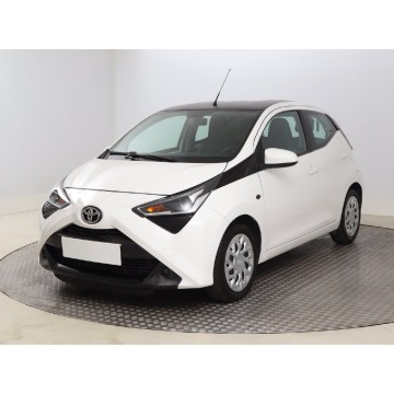 Toyota Aygo  Hatchback 2021,  1.0 benzyna+LPG - Na sprzedaż za 32 499 zł - Bielany Wrocławskie - zdjęcie 3
