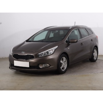 Kia Ceed  Kombi 2014,  1.6 benzyna - Na sprzedaż za 29 999 zł - Radom - zdjęcie 3