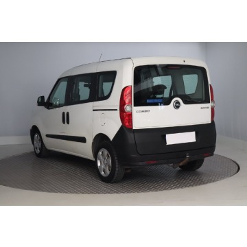 Opel Combo  Pick-up 2015,  1.2 diesel - Na sprzedaż za 21 999 zł - Zabrze - zdjęcie 5