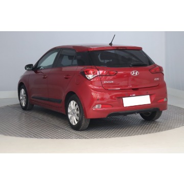 Hyundai i20  Hatchback 2015,  1.2 benzyna - Na sprzedaż za 31 999 zł - Zabrze - zdjęcie 5