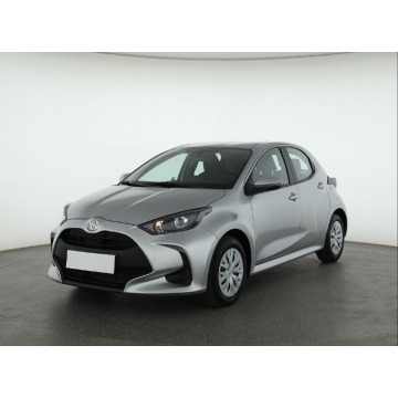 Toyota Yaris  Hatchback 2024,  1.5 benzyna - Na sprzedaż za 72 999 zł - Piaseczno - zdjęcie 3