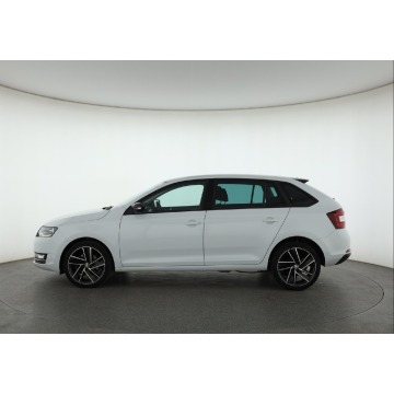 Skoda Rapid  Hatchback 2018,  1.0 benzyna - Na sprzedaż za 43 999 zł - Piaseczno - zdjęcie 4