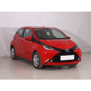 Toyota Aygo  Hatchback 2017,  1.0 benzyna - Na sprzedaż za 33 000 zł - Sopot - zdjęcie 1