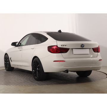 BMW Seria 3  Liftback 2019,  2.0 diesel, automat - Na sprzedaż za 65 999 zł - Katowice - zdjęcie 5
