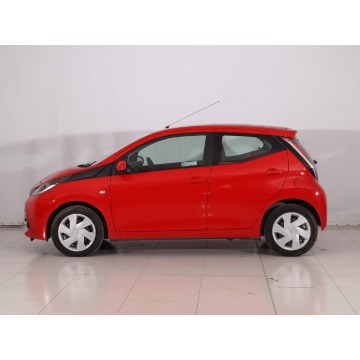 Toyota Aygo  Hatchback 2017,  1.0 benzyna - Na sprzedaż za 33 000 zł - Sopot - zdjęcie 4