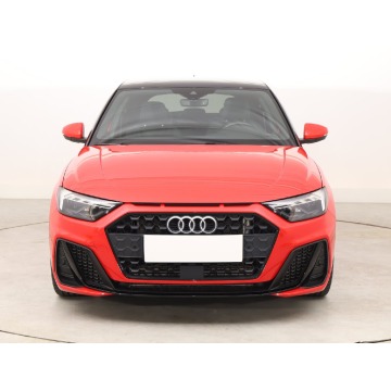 Audi A1  Hatchback 2019,  2.0 benzyna, automat - Na sprzedaż za 84 999 zł - Bielany Wrocławskie - zdjęcie 2