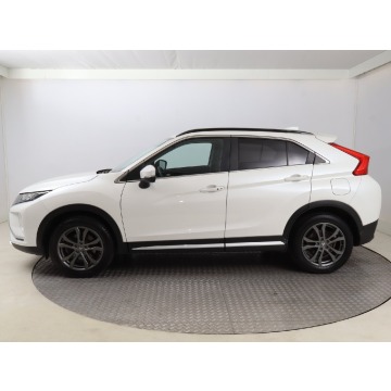 Mitsubishi Eclipse  SUV 2020,  1.5 benzyna, automat - Na sprzedaż za 73 999 zł - Bielany Wrocławskie - zdjęcie 4