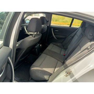 BMW Seria 1  Hatchback 2006,  1.6 benzyna+LPG - Na sprzedaż za 6 300,00 zł - Tarnów - zdjęcie 6
