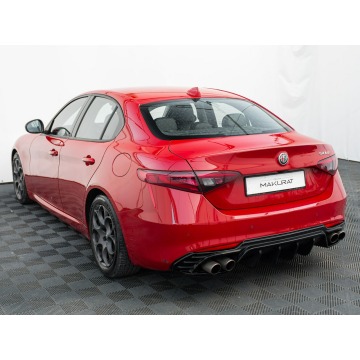 Alfa Romeo Giulia  Sedan/Limuzyna 2016,  2.0 benzyna, automat - Na sprzedaż za 64 910 zł - Gdynia - zdjęcie 4