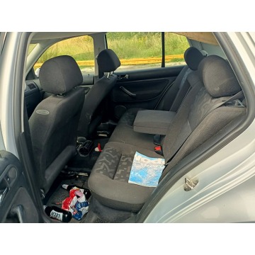 Volkswagen Golf  Hatchback 1998,  1.4 benzyna - Na sprzedaż za 1 950,00 zł - Tarnów - zdjęcie 6