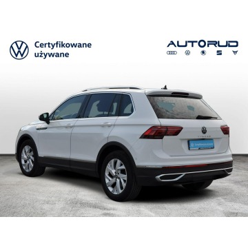 Volkswagen Tiguan  SUV 2022,  2.0 diesel, automat - Na sprzedaż za 119 500 zł - Stalowa Wola - zdjęcie 3