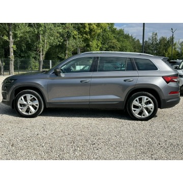 Skoda Kodiaq  SUV 2022,  2.0 diesel, automat - Na sprzedaż za 119 900 zł - Pęcice - zdjęcie 4