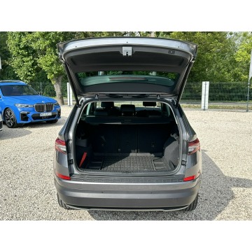 Skoda Kodiaq  SUV 2022,  2.0 diesel, automat - Na sprzedaż za 119 900 zł - Pęcice - zdjęcie 9
