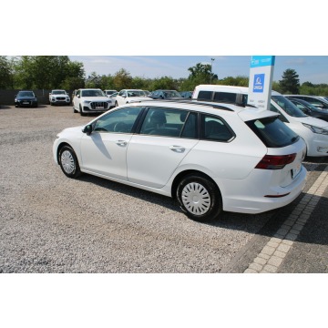 Volkswagen Golf  Kombi 2022,  1.0 benzyna - Na sprzedaż za 52 900 zł - Warszawa - zdjęcie 9