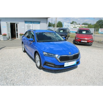 Skoda Octavia  Kombi 2023,  1.5 benzyna, automat - Na sprzedaż za 72 900 zł - Warszawa - zdjęcie 4