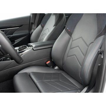 BMW Seria 5  Sedan/Limuzyna 2024,  2.0 diesel, automat - Na sprzedaż za 209 850 zł - Gdańsk - zdjęcie 11