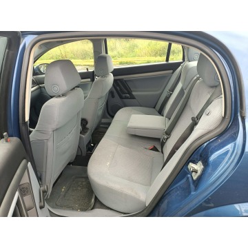 Opel Vectra  Sedan/Limuzyna 2002,  1.8 benzyna - Na sprzedaż za 2 700,00 zł - Tarnów - zdjęcie 6