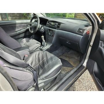Toyota Corolla  Hatchback 2003,  2.0 diesel - Na sprzedaż za 5 700,00 zł - Ruda Śląska - zdjęcie 9