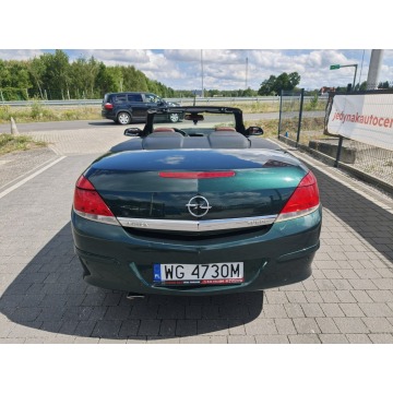 Opel Astra  Kabriolet 2008,  1.6 benzyna - Na sprzedaż za 17 800 zł - Lipówki - zdjęcie 7