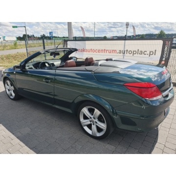 Opel Astra  Kabriolet 2008,  1.6 benzyna - Na sprzedaż za 17 800 zł - Lipówki - zdjęcie 9