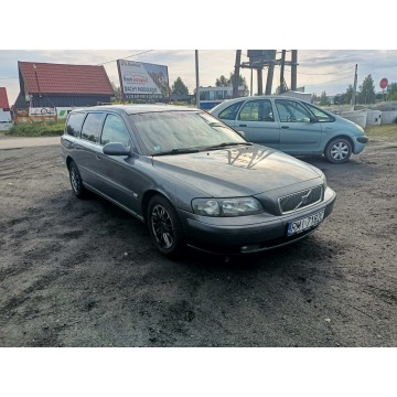 Volvo V70  Kombi 2002,  2.4 diesel, automat - Na sprzedaż za 3 950,00 zł - Tarnów - zdjęcie 1