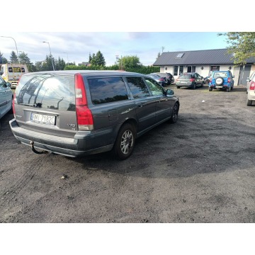 Volvo V70  Kombi 2002,  2.4 diesel, automat - Na sprzedaż za 3 950,00 zł - Tarnów - zdjęcie 4