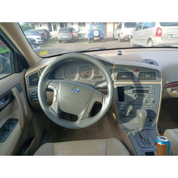 Volvo V70  Kombi 2002,  2.4 diesel, automat - Na sprzedaż za 3 950,00 zł - Tarnów - zdjęcie 7